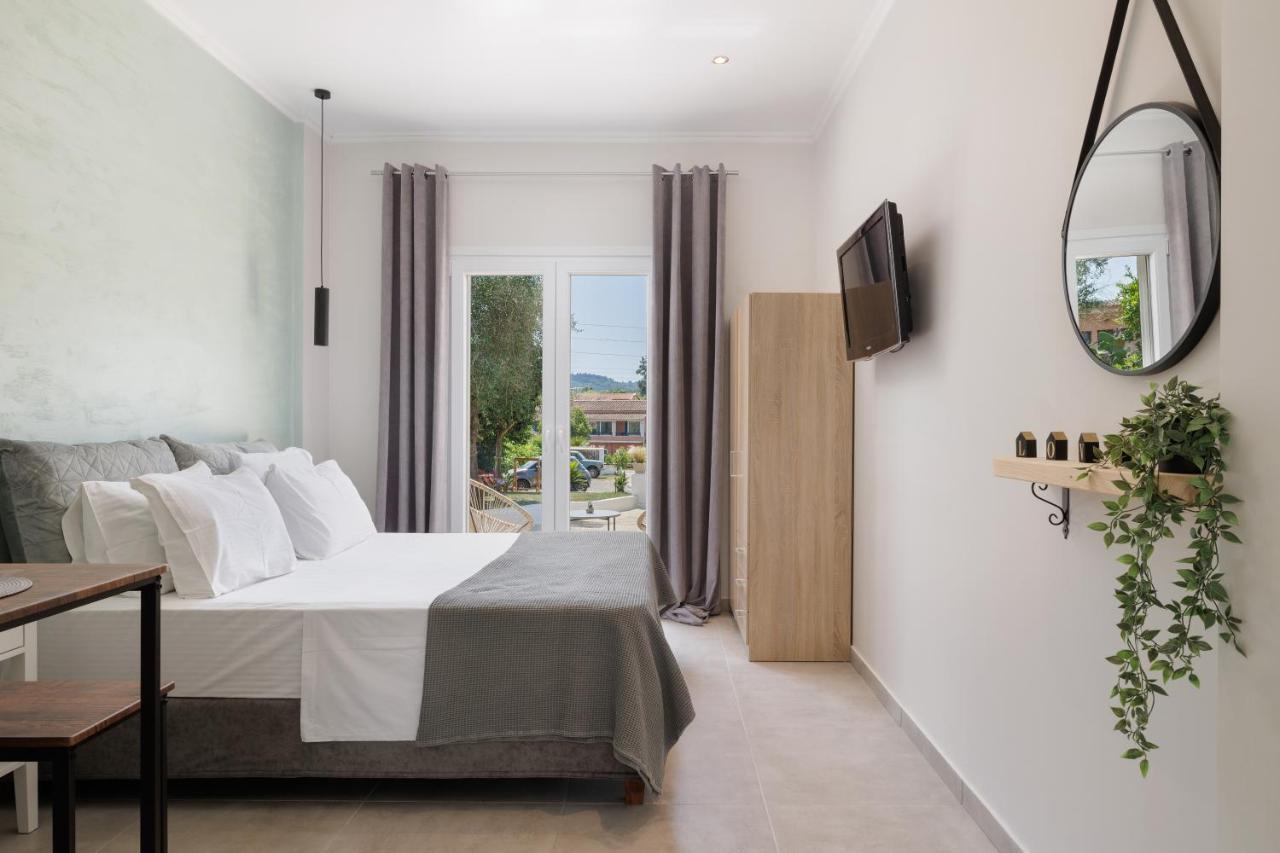 The Lake Apartments Kommeno  Dış mekan fotoğraf