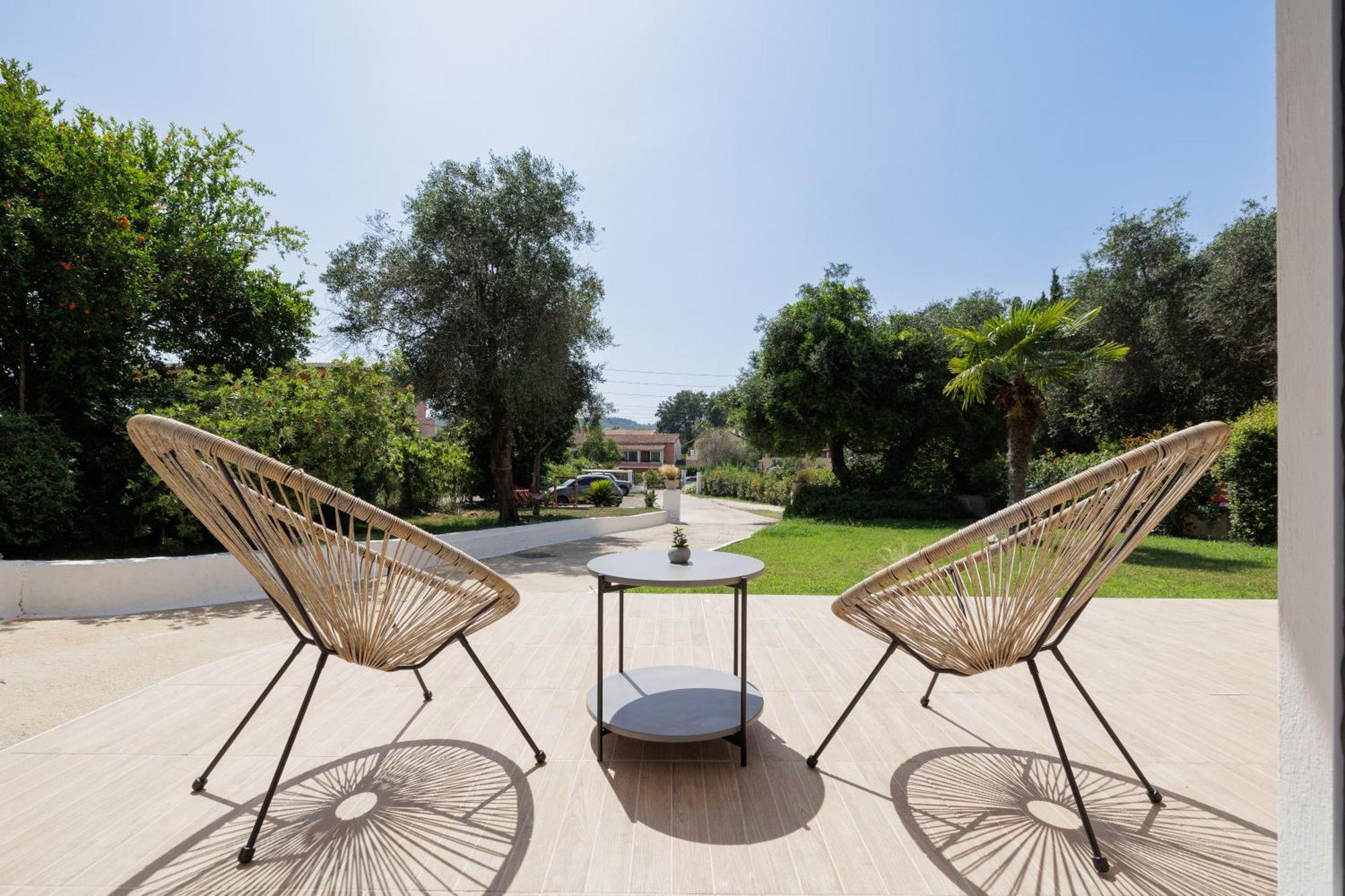 The Lake Apartments Kommeno  Dış mekan fotoğraf
