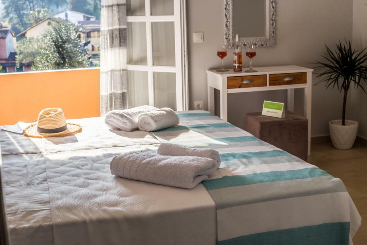 The Lake Apartments Kommeno  Dış mekan fotoğraf